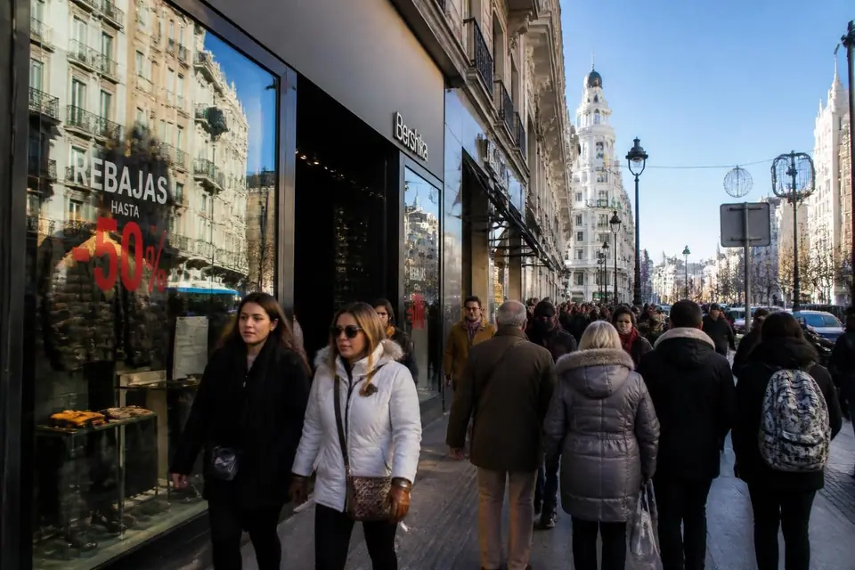 découvrez comment profiter des soldes en espagne et dénicher les meilleures offres sans commettre d'erreur grâce à nos conseils pratiques et astuces incontournables.