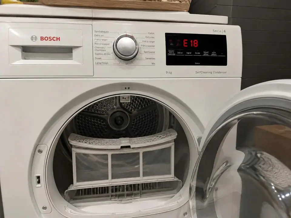 découvrez les problèmes courants rencontrés sur un sèche-linge bosch série 6 et apprenez comment les diagnostiquer et les résoudre efficacement pour assurer un fonctionnement optimal.