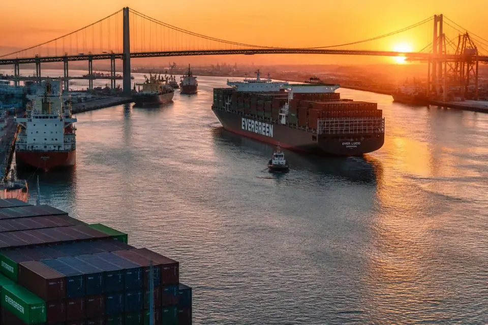 découvrez tout sur le port de los angeles, ses activités, son historique et les secrets qui font de ce lieu un hub majeur du commerce maritime.