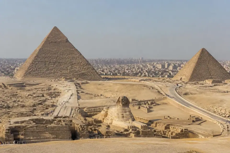 découvrez les sites incontournables de l'égypte pour un voyage mythique à travers les pyramides, le nil et les trésors antiques.