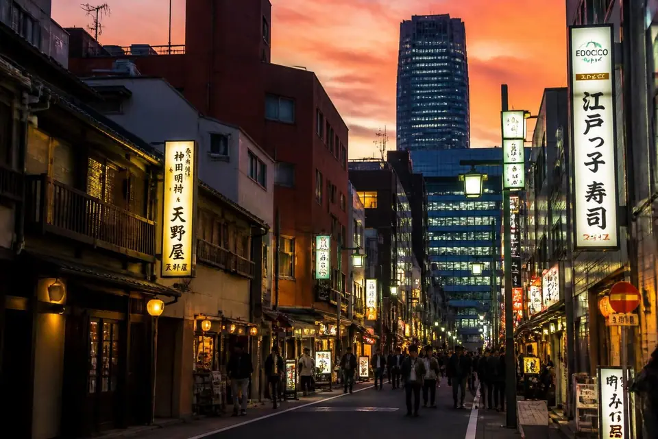 découvrez les lieux et activités incontournables à faire au japon avec mon guide personnel pour un voyage inoubliable entre traditions, paysages et expériences uniques.