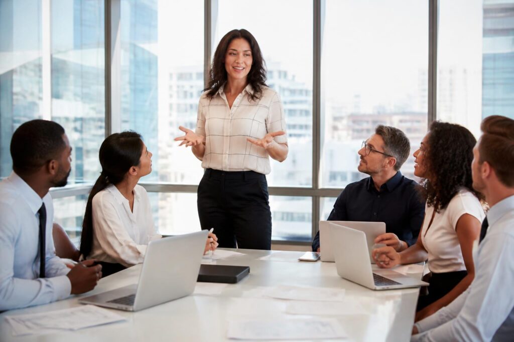 découvrez comment développer vos compétences en gestion et leadership d'entreprise pour motiver, inspirer et guider efficacement votre équipe vers le succès.
