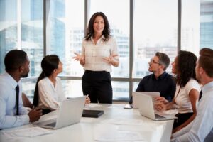 découvrez comment développer vos compétences en gestion et leadership d'entreprise pour motiver, inspirer et guider efficacement votre équipe vers le succès.