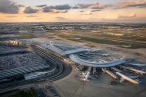 découvrez le classement des aéroports les plus fréquentés de france en 2026 et analysez les tendances du trafic aérien pour cette année.