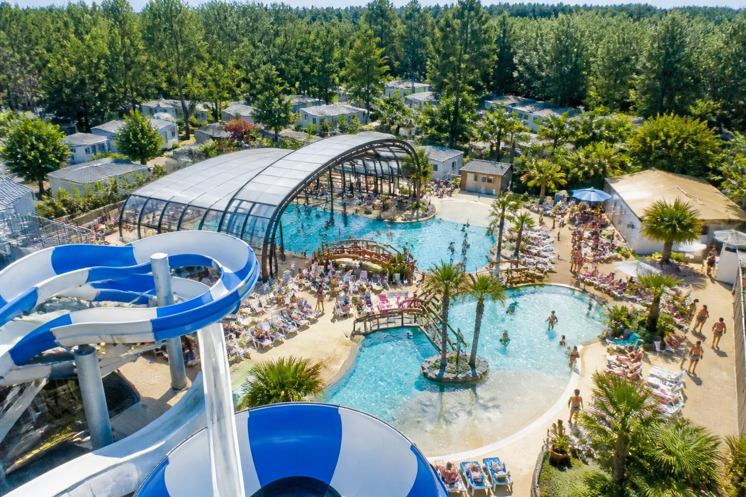 découvrez le camping le sable d'or à la tranche-sur-mer, idéal pour des vacances inoubliables en bord de mer avec des activités familiales, un cadre naturel exceptionnel et un accès direct à la plage.