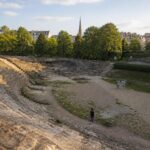 découvrez l'histoire fascinante des arènes de lutèce, un site emblématique de paris. explorez ce vestige gallo-romain unique lors d'une visite captivante au cœur de la capitale.
