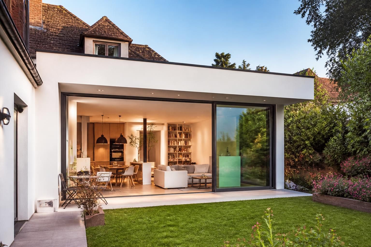 découvrez pourquoi choisir une extension de maison à toit plat est une solution idéale pour agrandir votre habitation : modernité, optimisation de l'espace et facilité de construction.