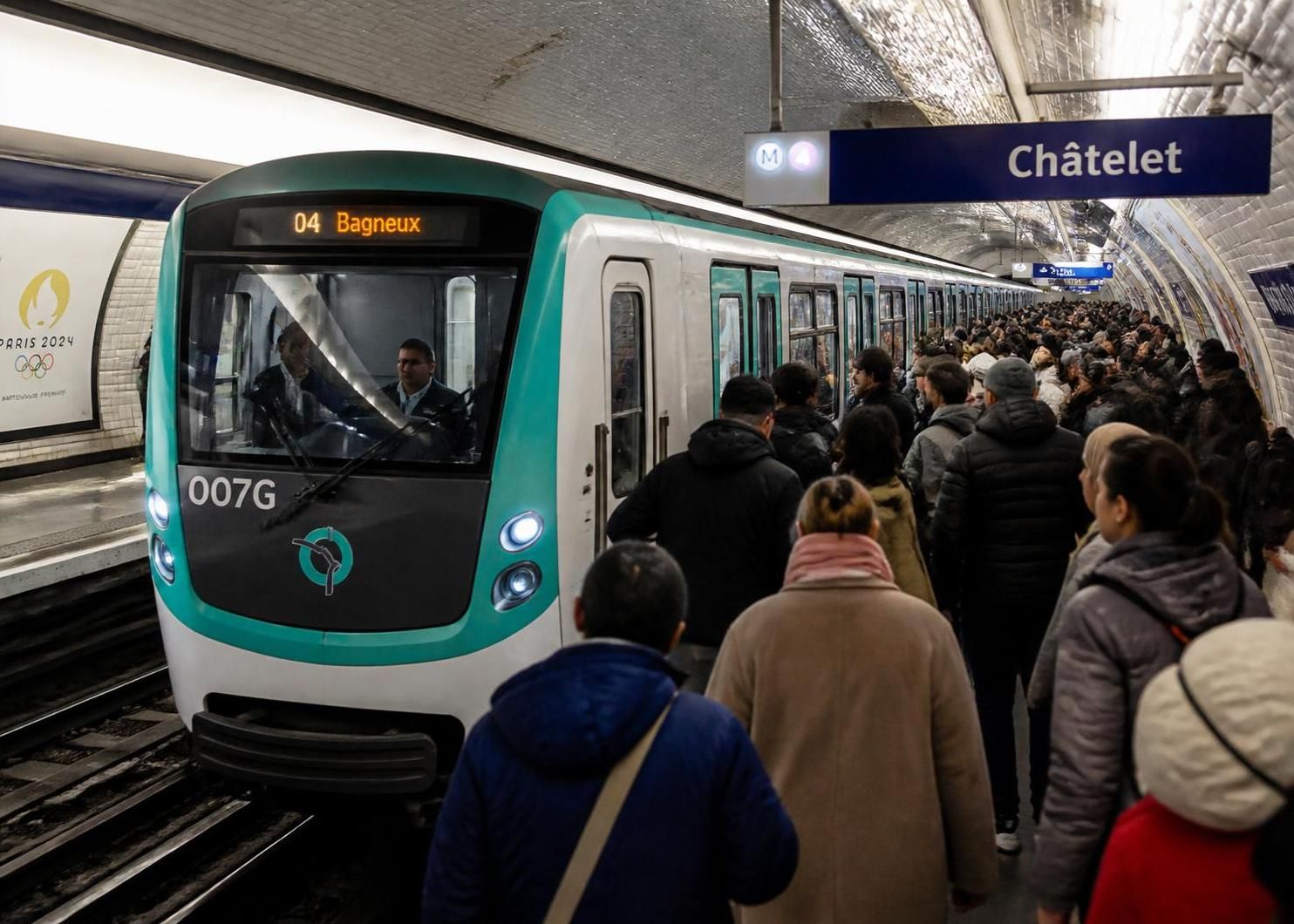 découvrez les nouveautés 2026 sur la ligne 4 du métro parisien : horaires modifiés, fréquence des trains ajustée et gestion de l'affluence pour un meilleur confort de voyage.