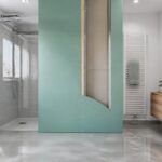 découvrez comment choisir la plaque de plâtre idéale pour une salle de bain humide afin d'assurer durabilité, résistance à l'humidité et confort optimal.