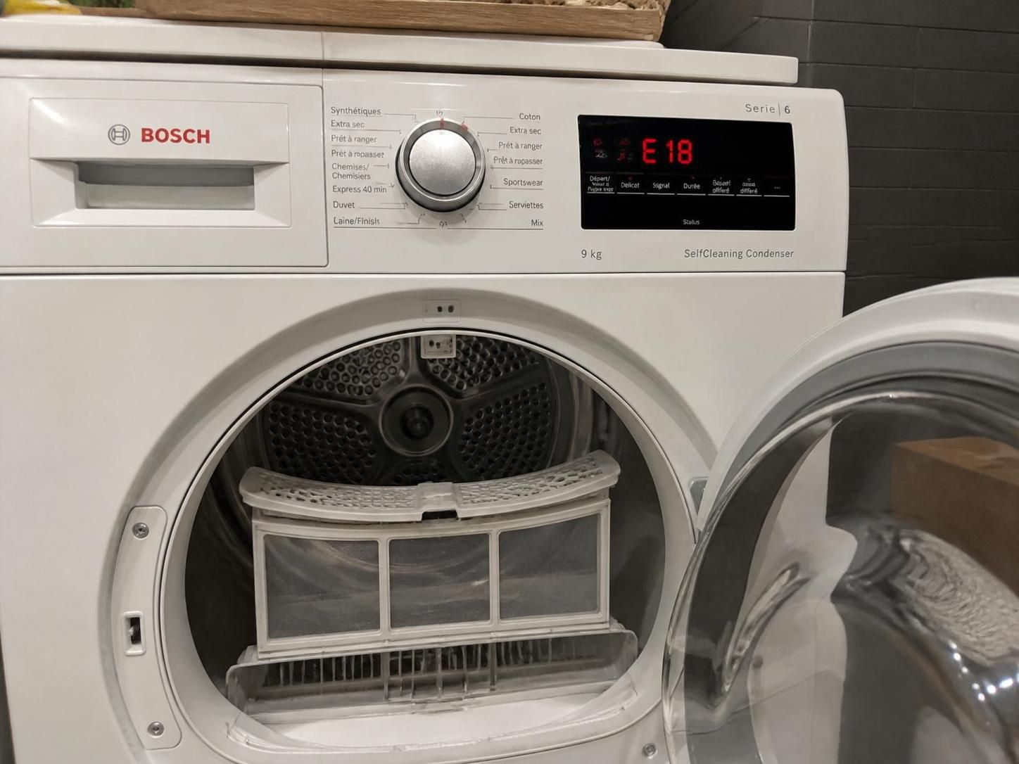 découvrez les problèmes courants rencontrés sur un sèche-linge bosch série 6 et apprenez comment les diagnostiquer et les résoudre efficacement pour assurer un fonctionnement optimal.
