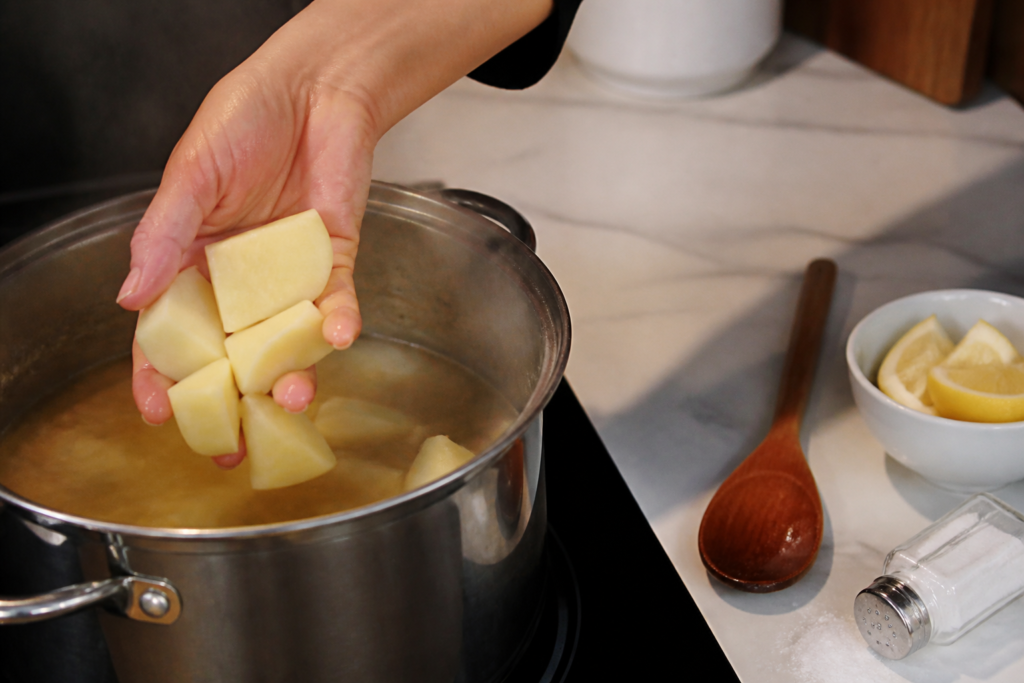 Plat trop salé : 5 astuces pour rattraper votre recette