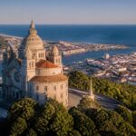découvrez viana do castelo, un joyau authentique du nord du portugal, avec ses paysages pittoresques, son riche patrimoine culturel et ses plages splendides. parfait pour une escapade unique et mémorable.