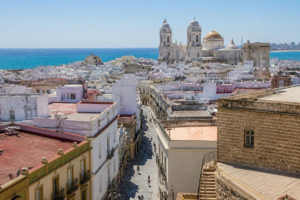 découvrez cadix en espagne grâce à notre guide complet 2026 : conseils pratiques, lieux incontournables, activités et astuces pour profiter pleinement de votre visite.