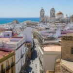découvrez cadix en espagne grâce à notre guide complet 2026 : conseils pratiques, lieux incontournables, activités et astuces pour profiter pleinement de votre visite.