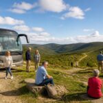 partez pour une excursion d'une journée en autocar et profitez d'une expérience alliant détente et découverte de paysages magnifiques. idéal pour une escapade relaxante en groupe.