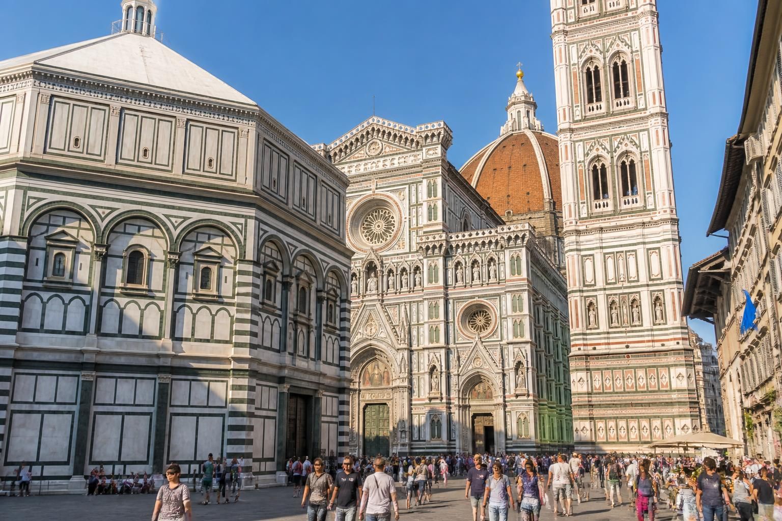 découvrez les incontournables de florence pour un voyage réussi en 2026 : monuments, musées, gastronomie et activités à ne pas manquer.