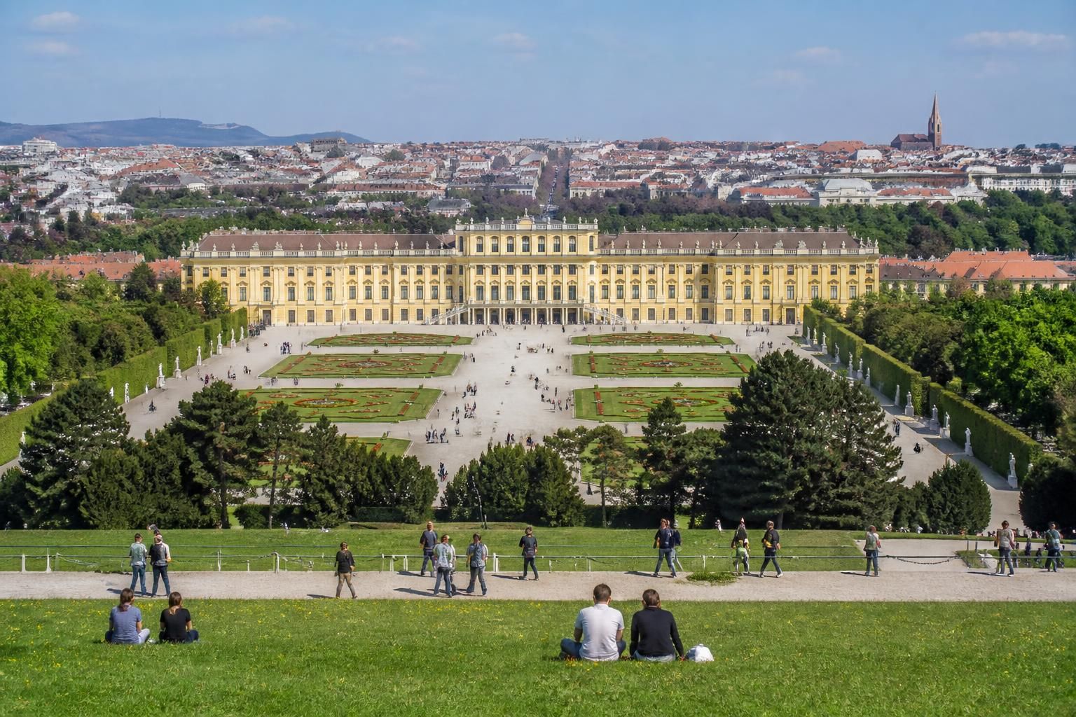 découvrez vienne en 2026 grâce à notre guide complet : incontournables, conseils pratiques et astuces pour explorer la capitale autrichienne avec plaisir.