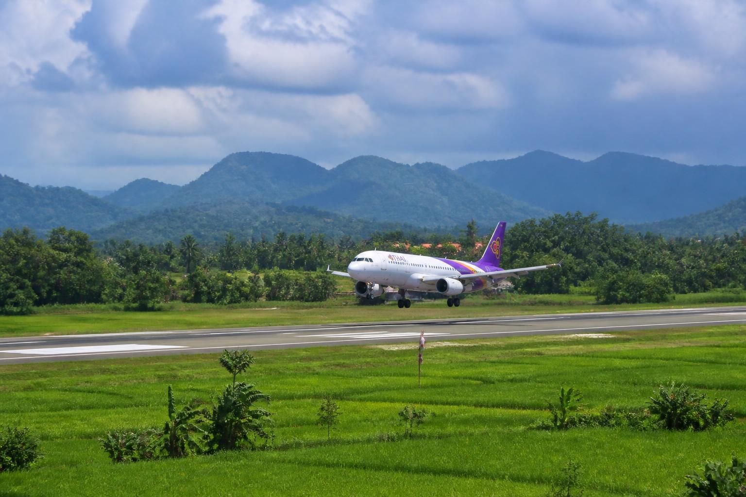 découvrez la thaïlande avec 200 000 billets d'avion offerts et partez à la découverte de ses trésors cachés. profitez de cette offre exceptionnelle pour une aventure inoubliable.